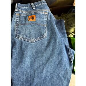 Wrangler Men's 34W x 30L Riggs Workwear Flame Resistant FR Jeans Denim‎